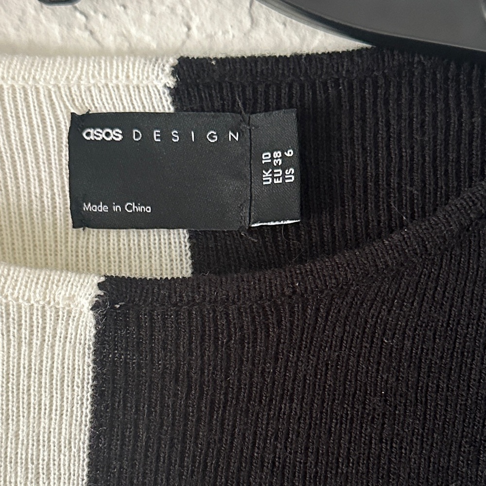 ASOS Black and White Long Sleeve Dress - Picture 2 of 10